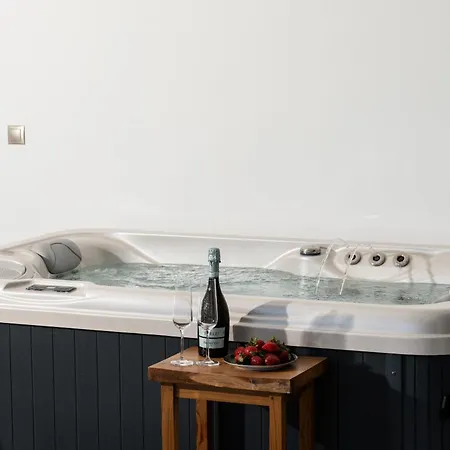 Secret View Apartment, With Private Jacuzzi Rethymno  Exterior photo