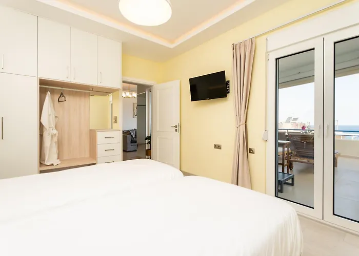 Secret View Apartment, With Private Jacuzzi