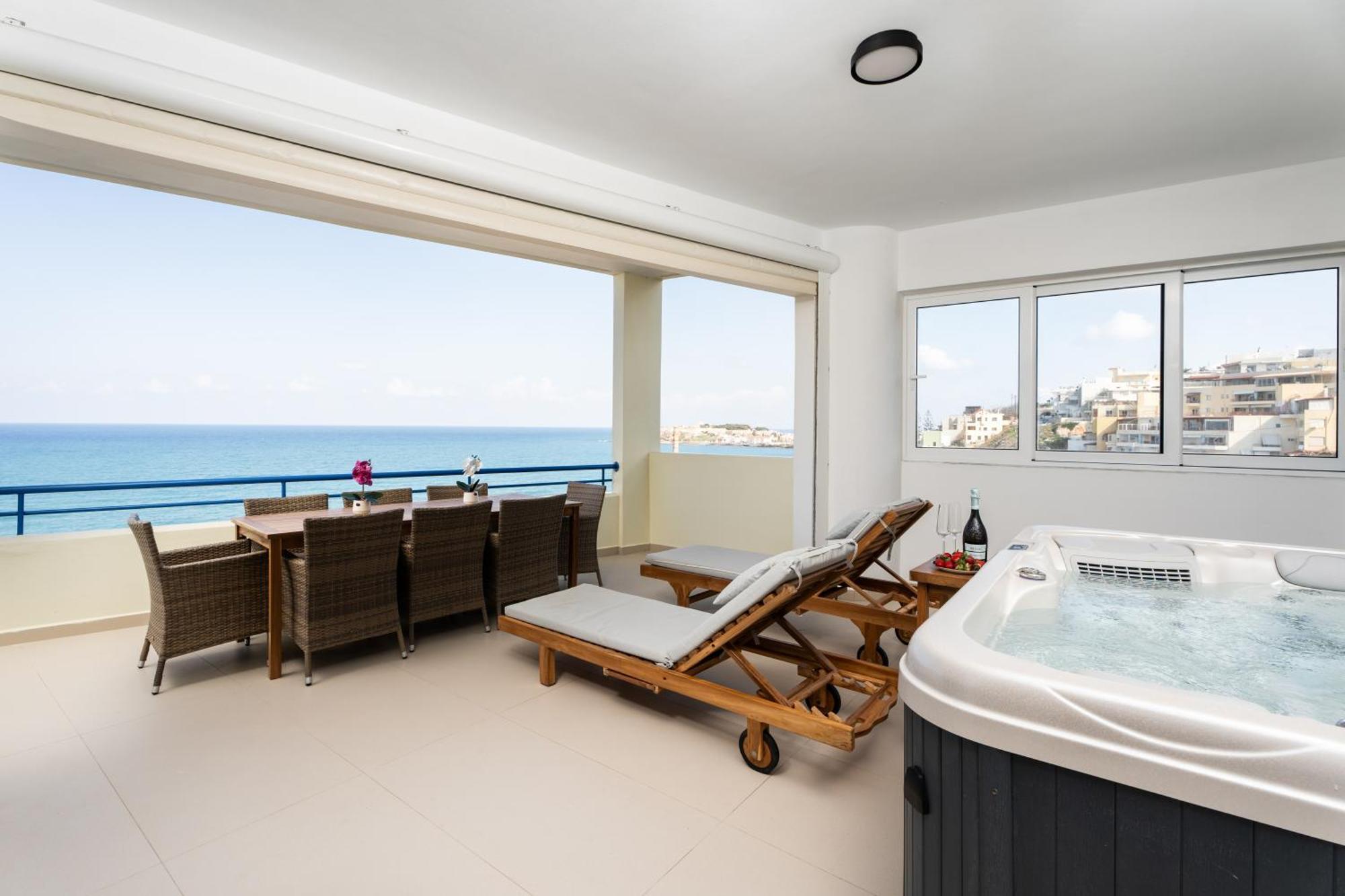 Secret View Apartment, With Private Jacuzzi Rethymno (Crete)