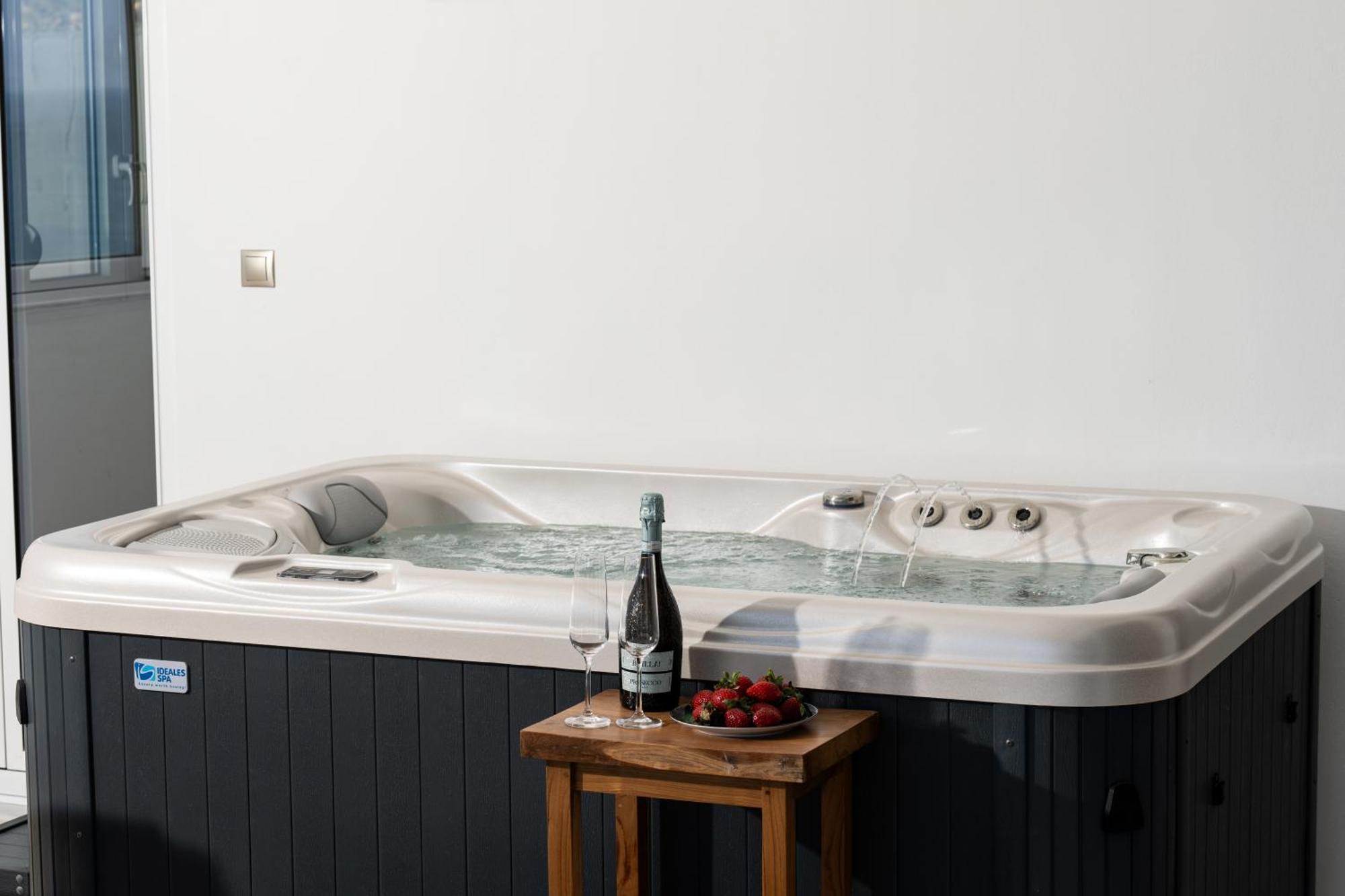 Appartamento Secret View Apartment, With Private Jacuzzi